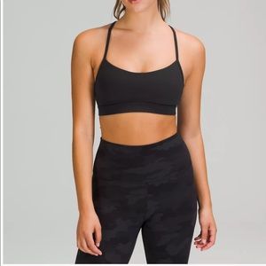 Lululemon Flow Y Nulu bra size 14